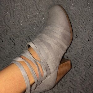 Ankle Heeled booties